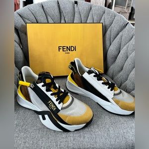 FENDI FLOW low top SNEAKER size 39